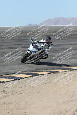 media/Oct-13-2025-Moto Forza (Mon) [[a66d839500]]/4-C Group/Session 2 (Bowl)/